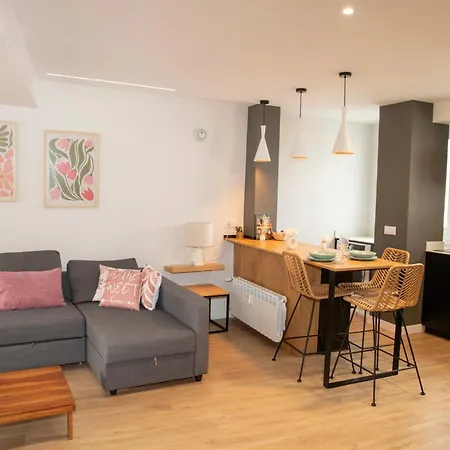 Cozy Loriga Βίγκο